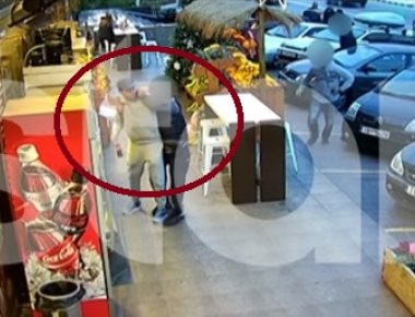 Βίντεο: Η σύλληψη του 33χρονου βαρώνου της κοκαΐνης στην Βάρκιζα